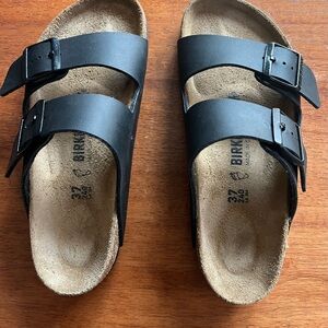 Brand New**Birkenstock Black Double Strap Arizona Sandals